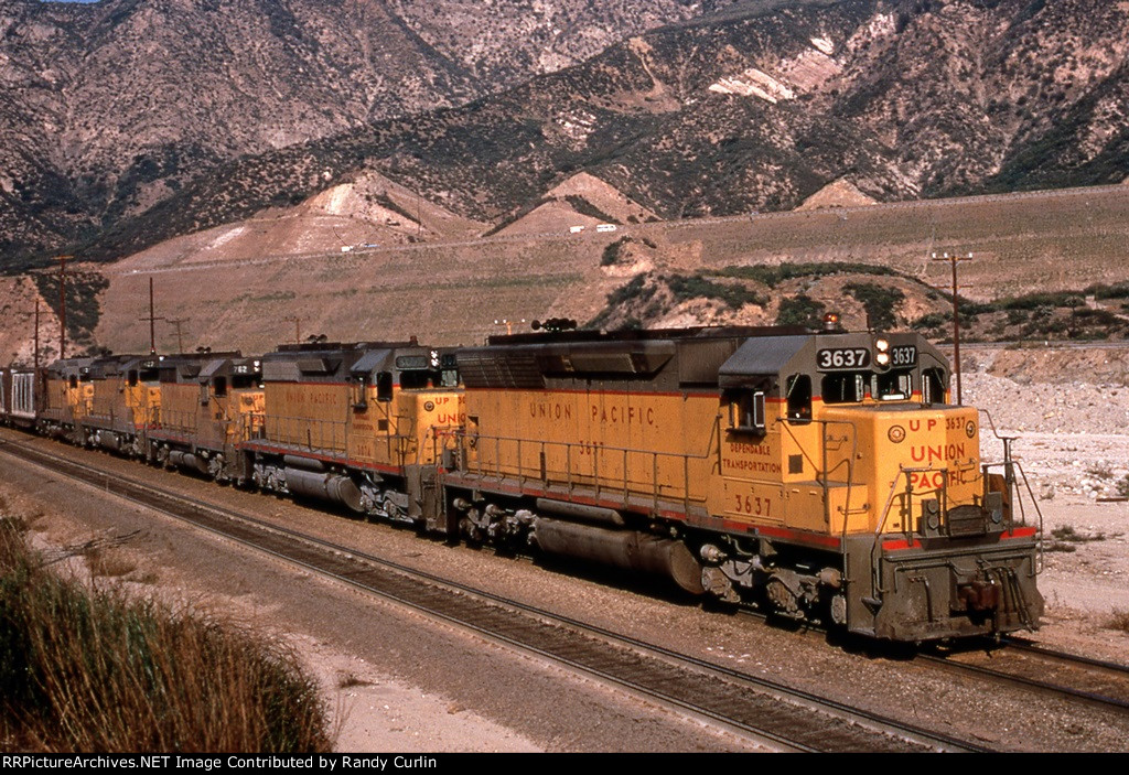 UP 3637 on Cajon Pass